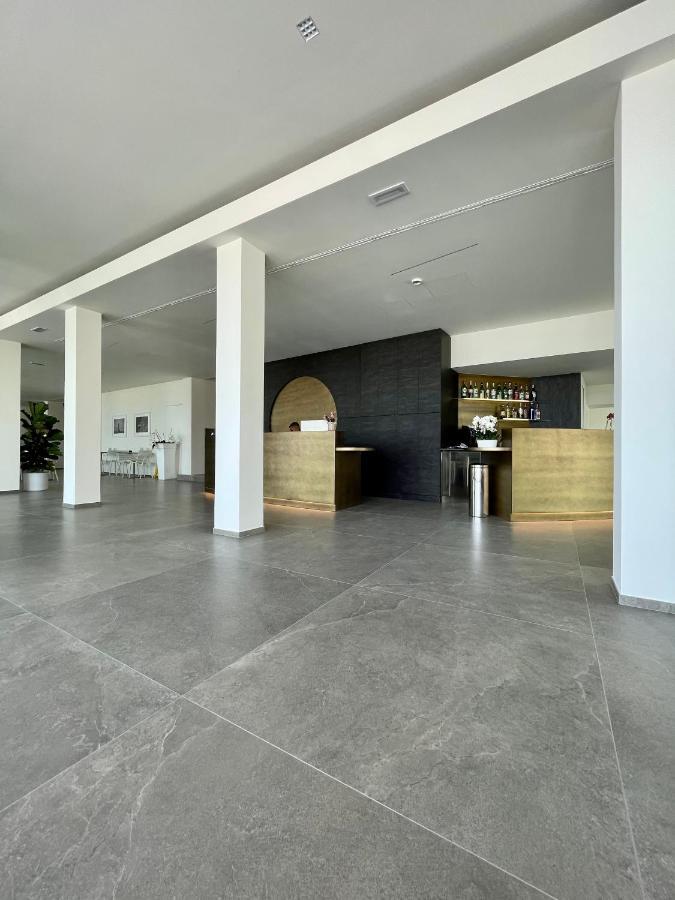 Hotel Cristallo Senigallia Exterior photo