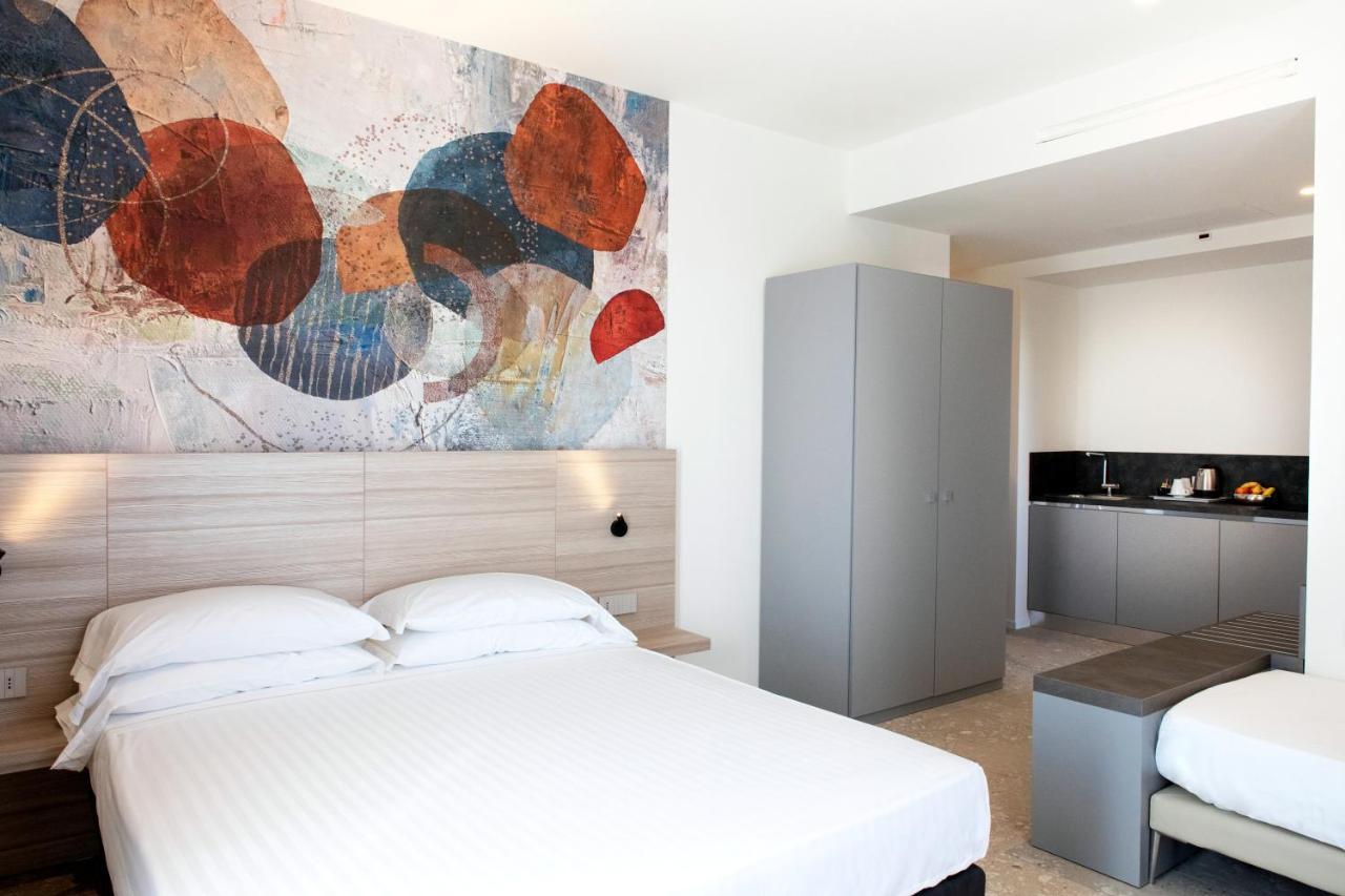 Hotel Cristallo Senigallia Exterior photo