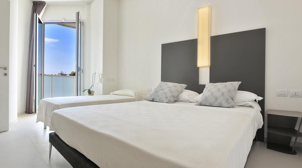 Hotel Cristallo Senigallia Room photo