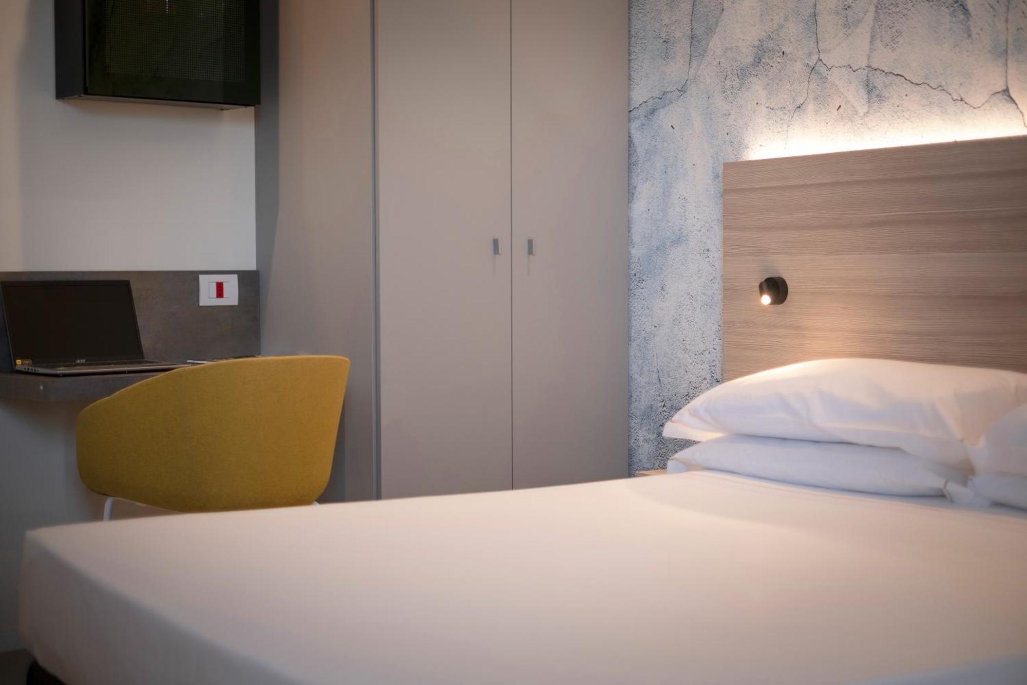 Hotel Cristallo Senigallia Exterior photo